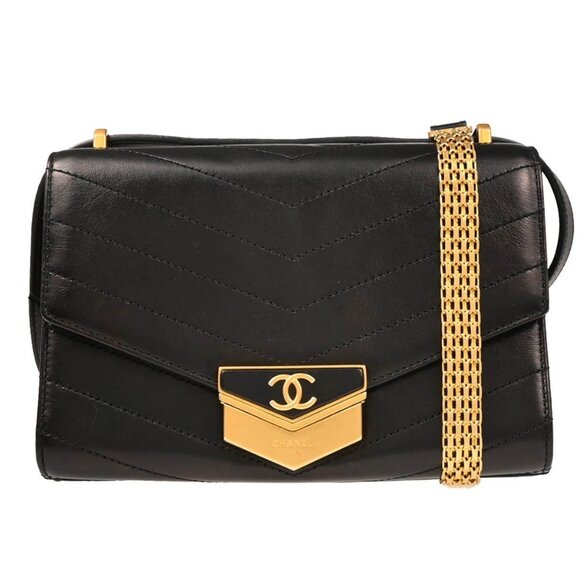 Chanel Black Lambskin Chevron Medal Flap Shoulder Bag XX92208 - Picture 1 of 10